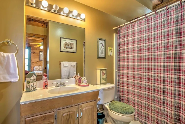 3 Bedrooms Cottage
