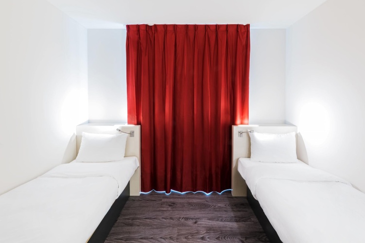 Twin room