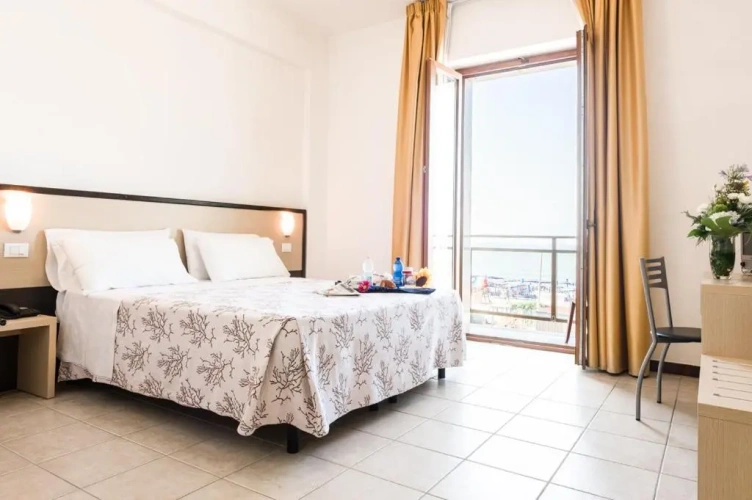 Deluxe Double room with sea view