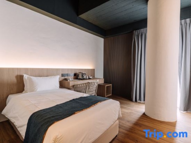 Deluxe Single room with balcony