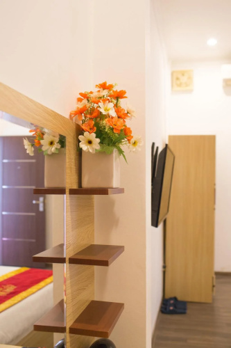 Canh Hung Hotel