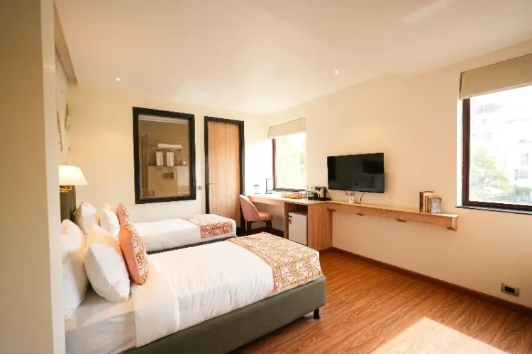 Standard Twin room