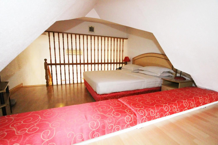 Clarkton Hotel