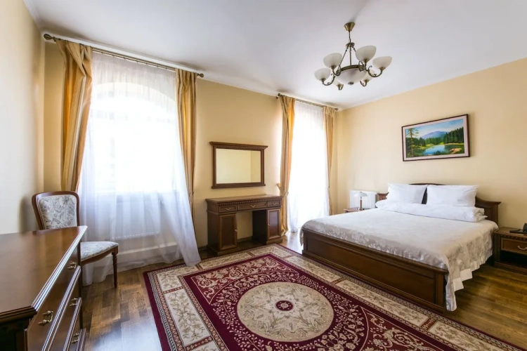 2 Bedrooms Suite with balcony