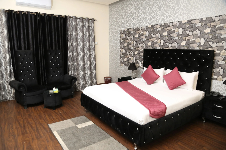 Westin Suites Guest House