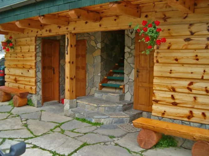3 Bedrooms Cottage