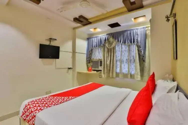 OYO 6139 Hotel Dwarka Residency