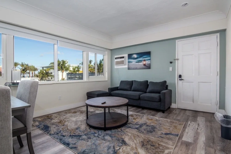 Luxury Quadruple Apartment with ocean view