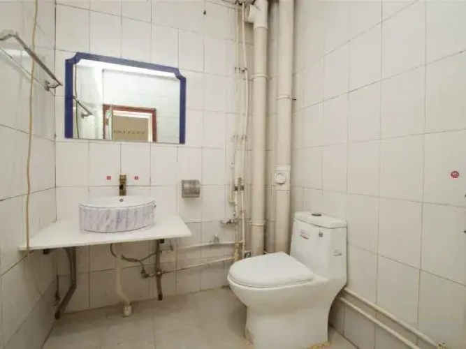 Linyi Riverside Business Hotel