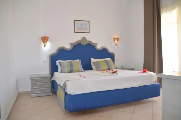 Suite with balcony