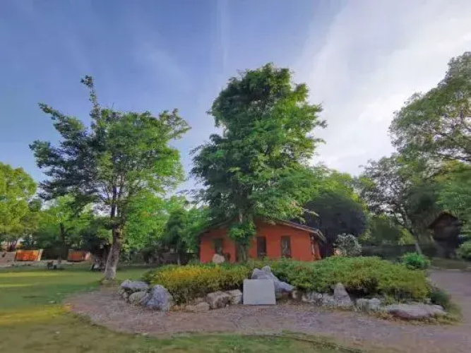 Luyuan Villa