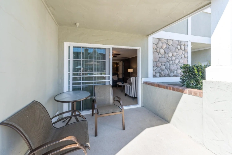 1 Bedroom Suite
