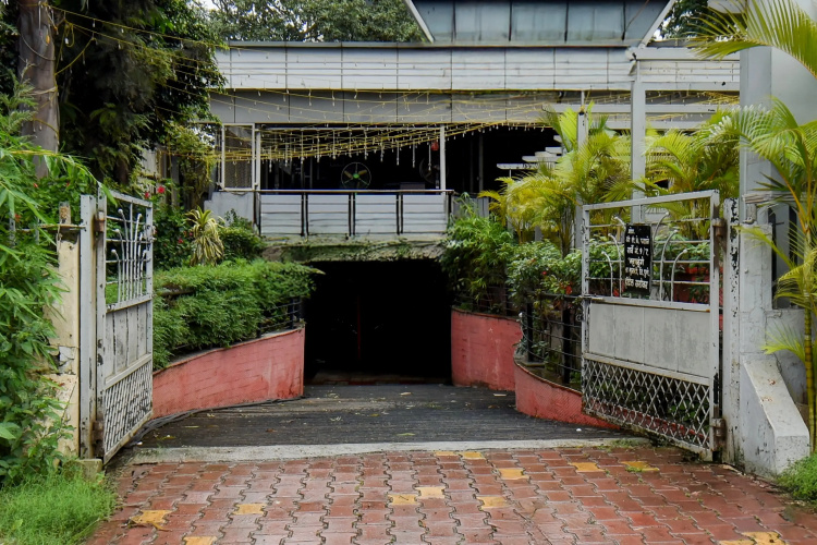 Townhouse Balewadi Stadium Pune Hotel Sarovar