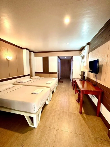 Standard Triple room