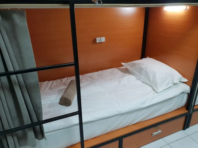 Capsule Hostel