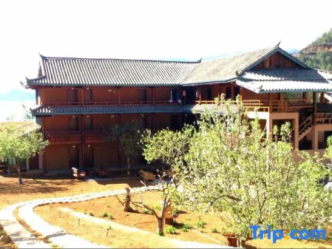 Theme Lovertree Holiday House