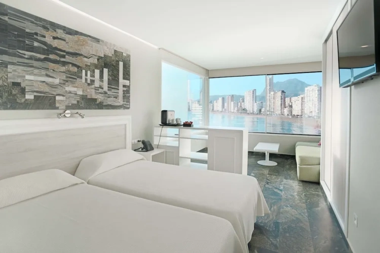 Superior Double room with sea view