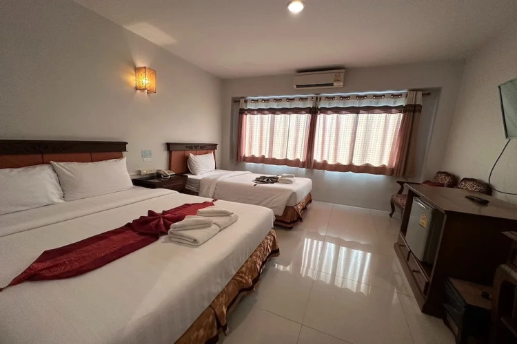 Superior Triple room