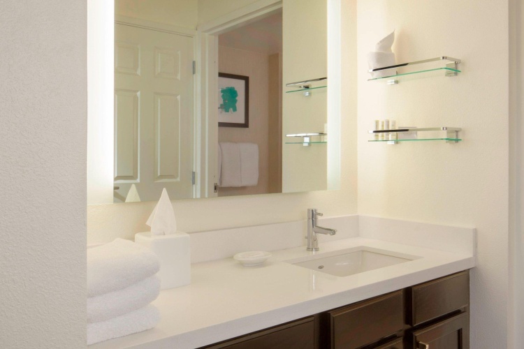 2 Bedrooms Suite