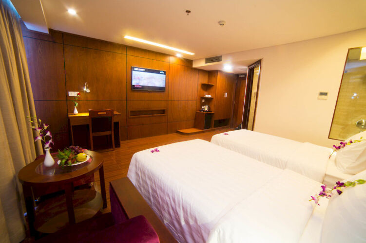 Truong HotelOver view