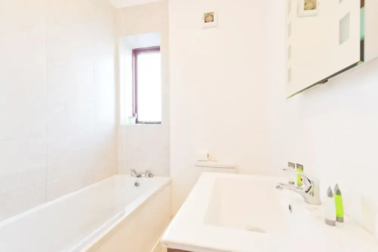your place - Ballsbridge Court