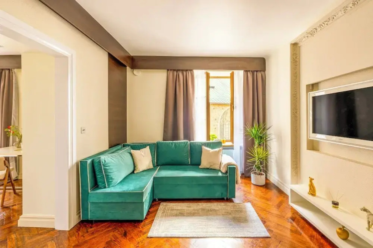Main Square Prestige Suites -Staymoovers