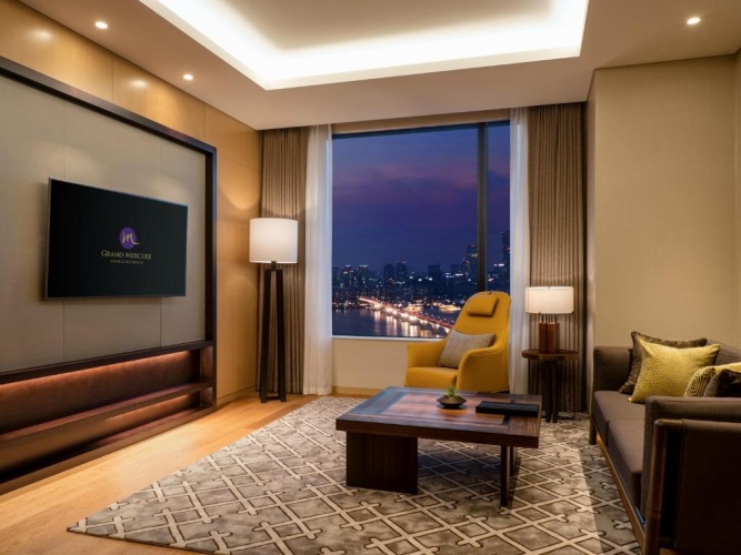 1 Bedroom Deluxe Suite