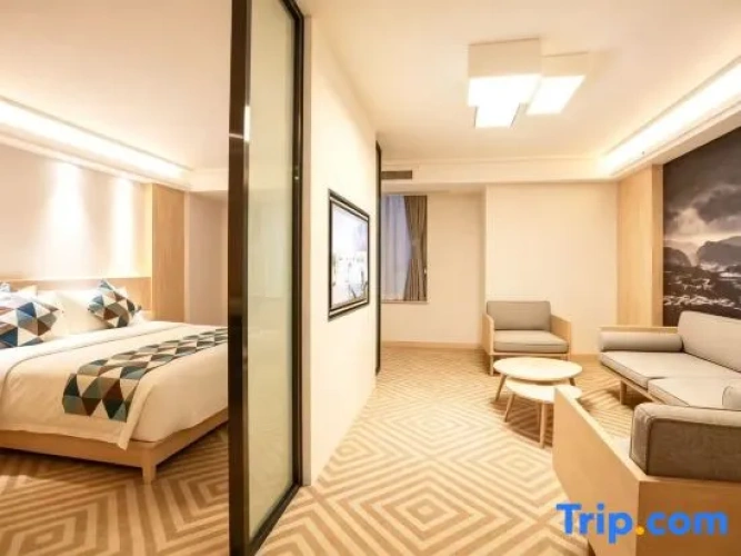 Double Suite