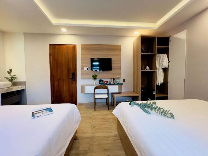 Nature Hotel - Win Happy