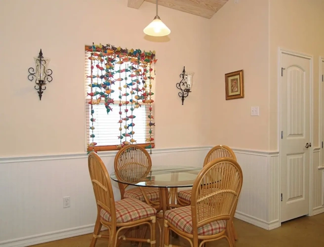 2 Bedrooms Cottage