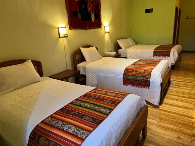 Standard Triple room