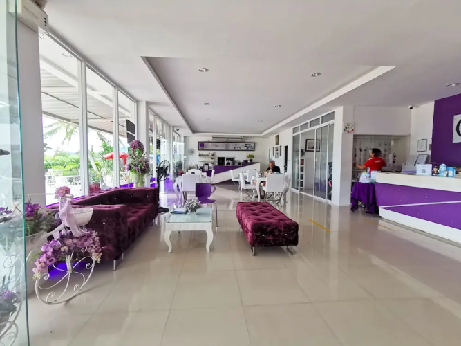 Phet Cha-am Plaza & Resort