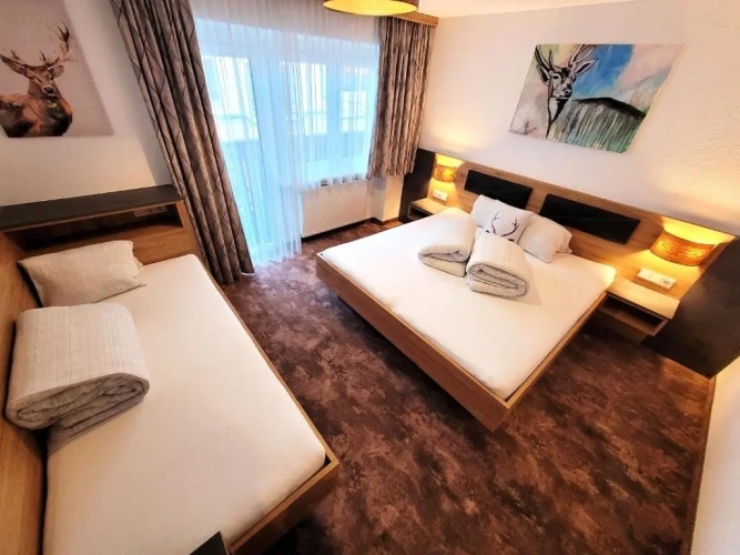 Standard Triple room with balcony