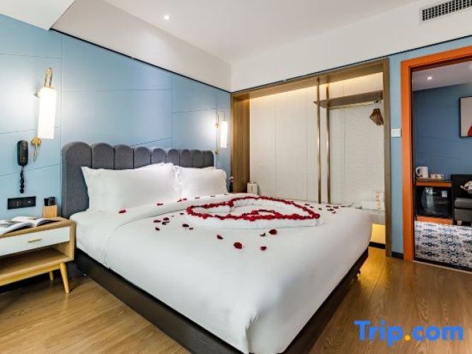 2 Bedrooms Deluxe Suite