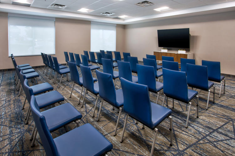 Holiday Inn Express & Suites Kingston Central photo 22