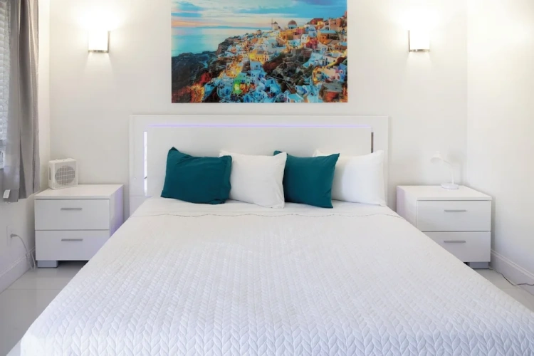 Deluxe Double room with pool view