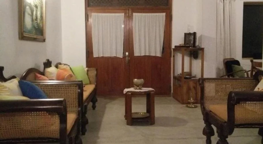 Hill Cottage