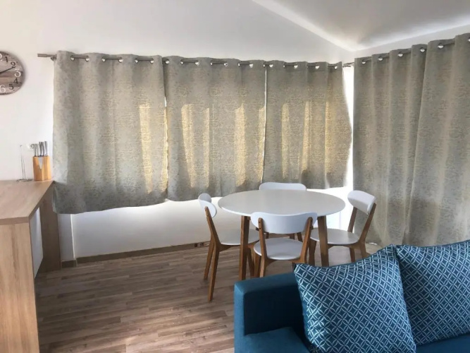 Ideal Holiday Apartment 2