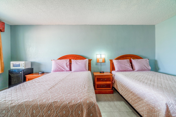 Lone Star Inn & Suites