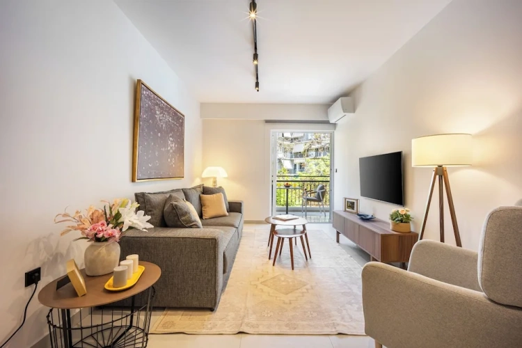 1 Bedroom Comfort Apartment with city view