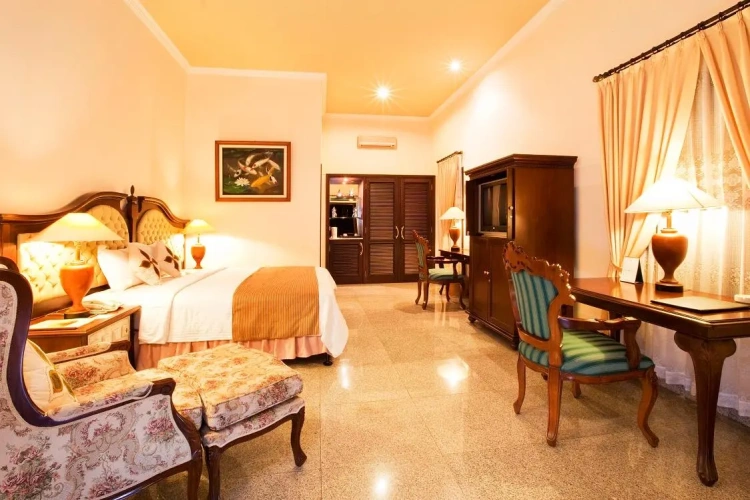 Royal Suite