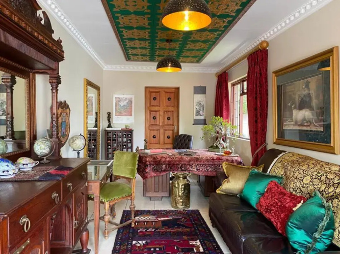 Antiqua Cottage