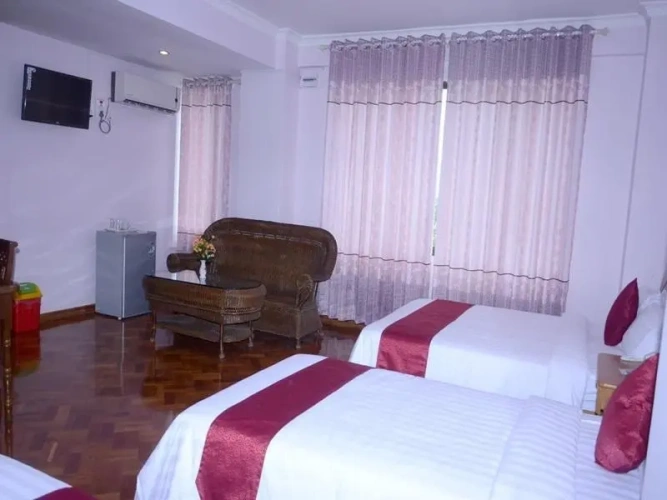Triple Suite
