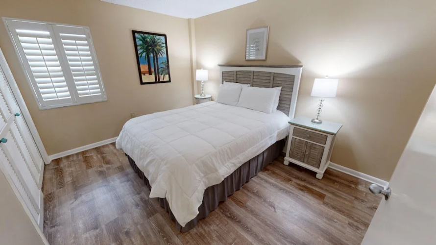 Inlet Reef 413 2 Bedroom Condo by RedAwning