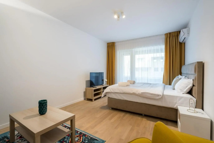 Zen Studio - 1R peaceful apartment in Central Stefan cel Mare