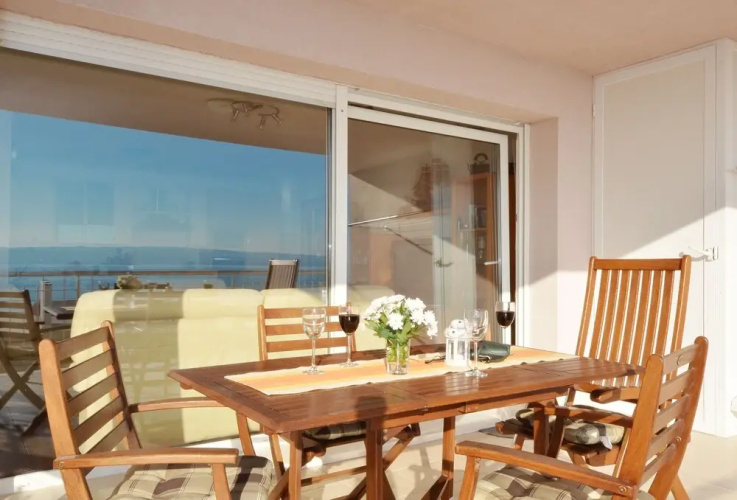 Lilly - spacious 3 bedroom apartment
