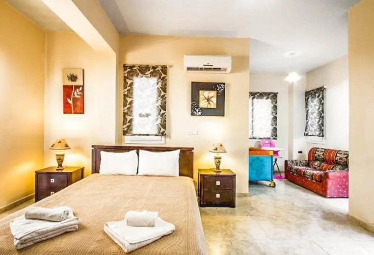 Guest rooms