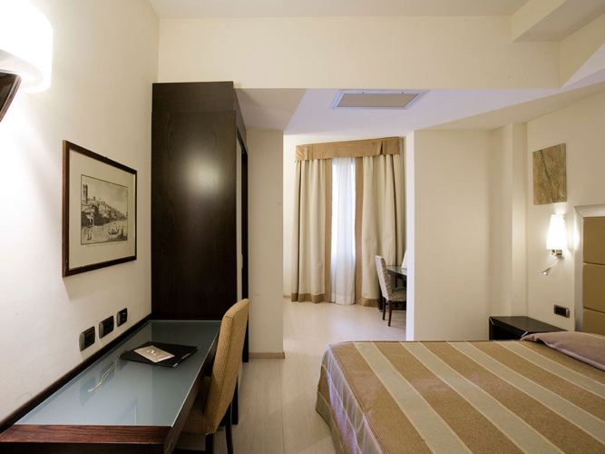 Grand Hotel Mediterraneo photo 11
