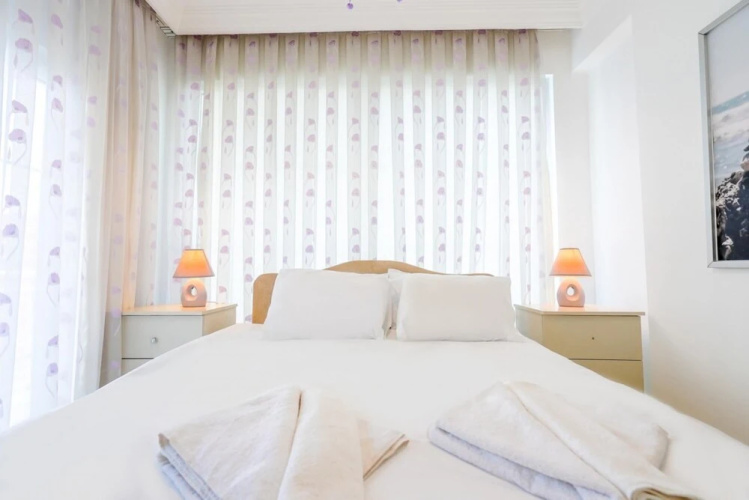Comfy Flat With Shared Pool in Belek