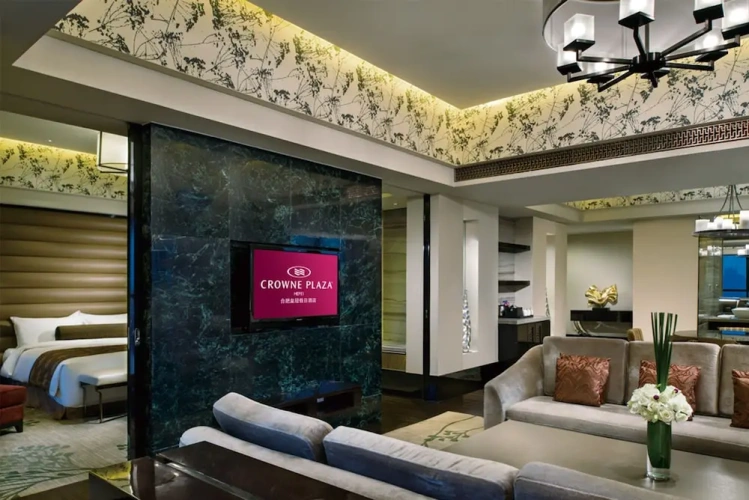 Ambassador Double Suite